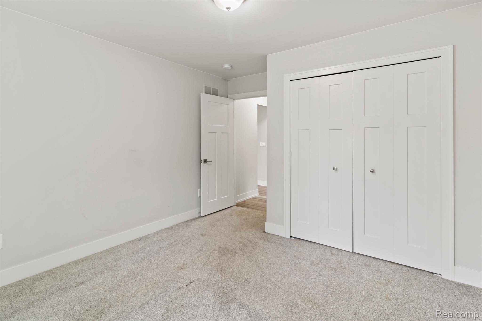 29100 Cotton Road New Baltimore, MI 48047 - Photo 28 of 32 Gallery Image 28