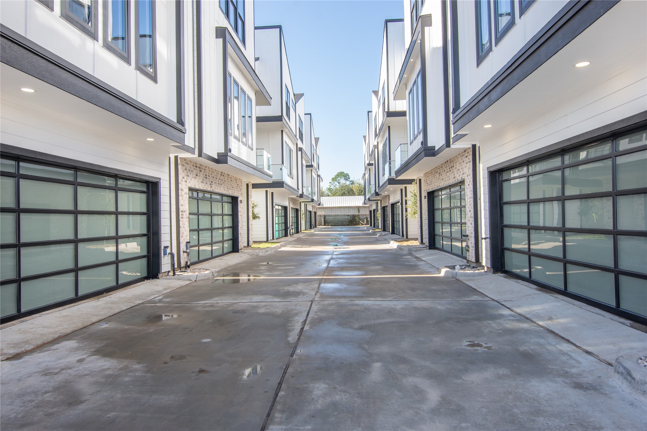 2239 Blalock Road Houston, TX 77080 - Photo 2 of 33 a view of a building entrance