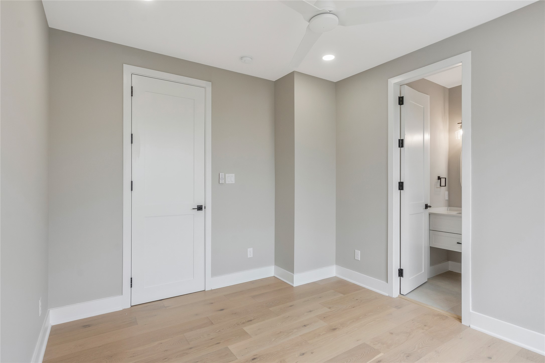 2239 Blalock Road Houston, TX 77080 - Photo 29 of 33