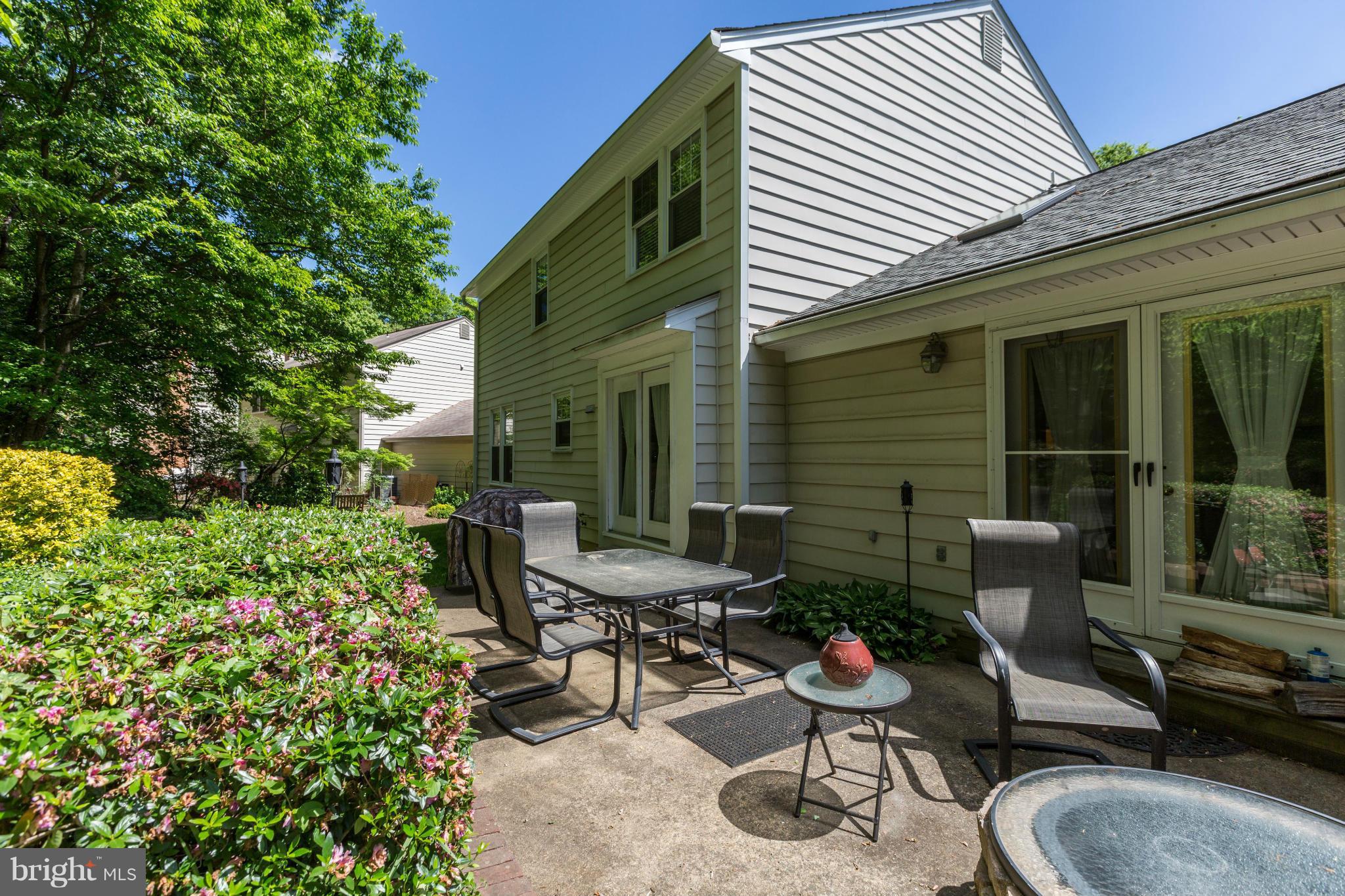 7024 Flax Street Springfield, VA 22152 - Photo 28 of 30 PATIO