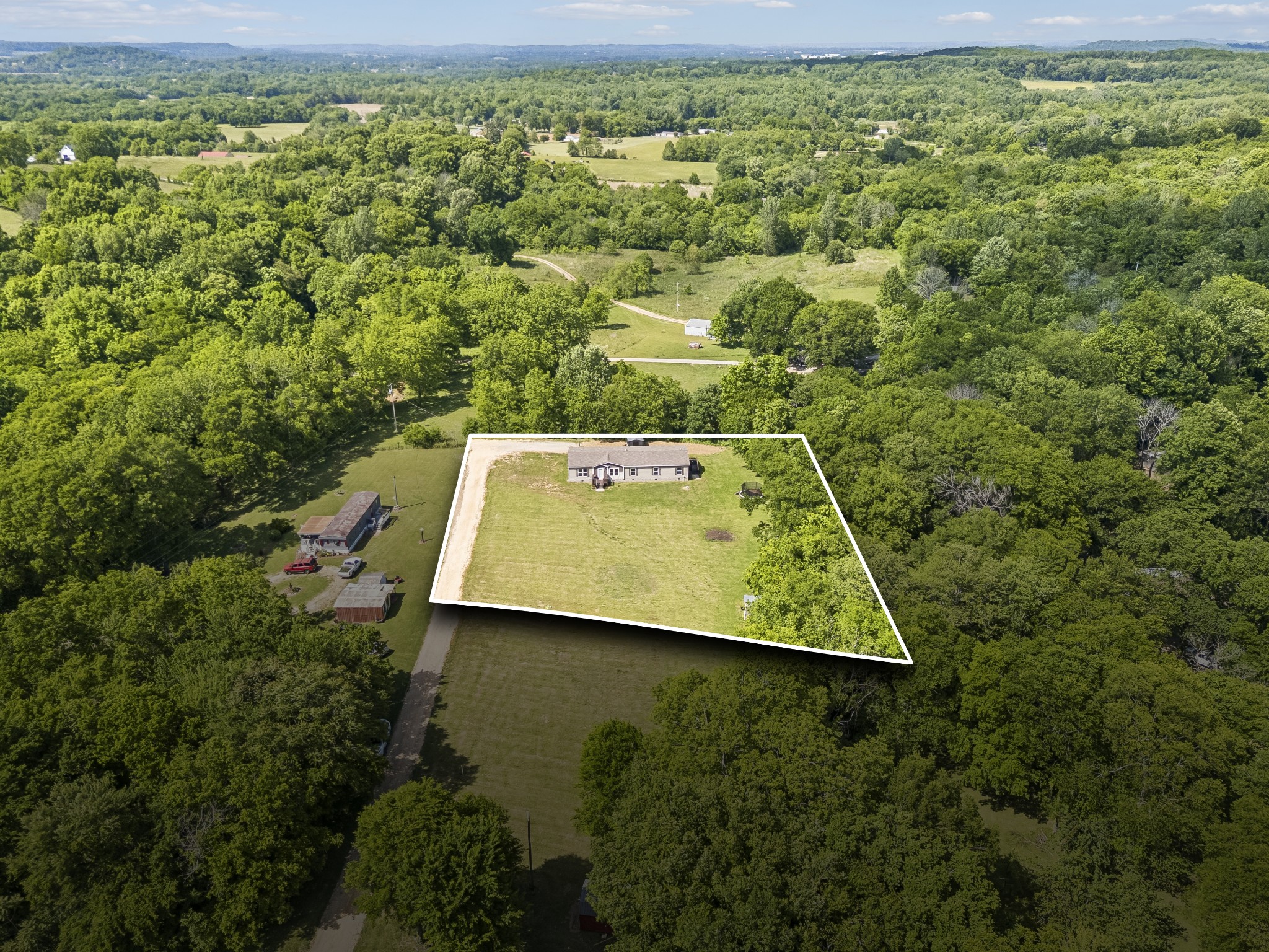 8079 Golf Club Road Mount Pleasant, TN 38474 - Photo 7 of 74 Gallery Image 7
