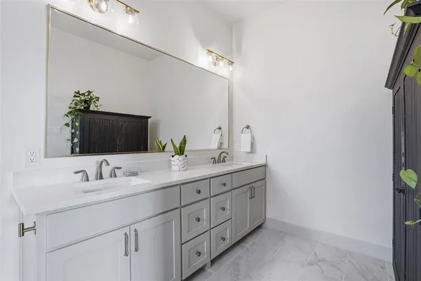 $885,000 | 220 Greene Road, Weatherford, TX 76087