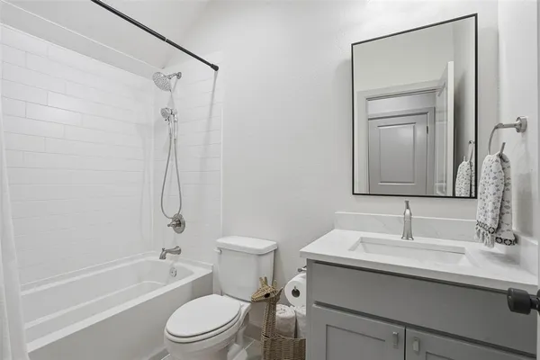 $885,000 | 220 Greene Road, Weatherford, TX 76087