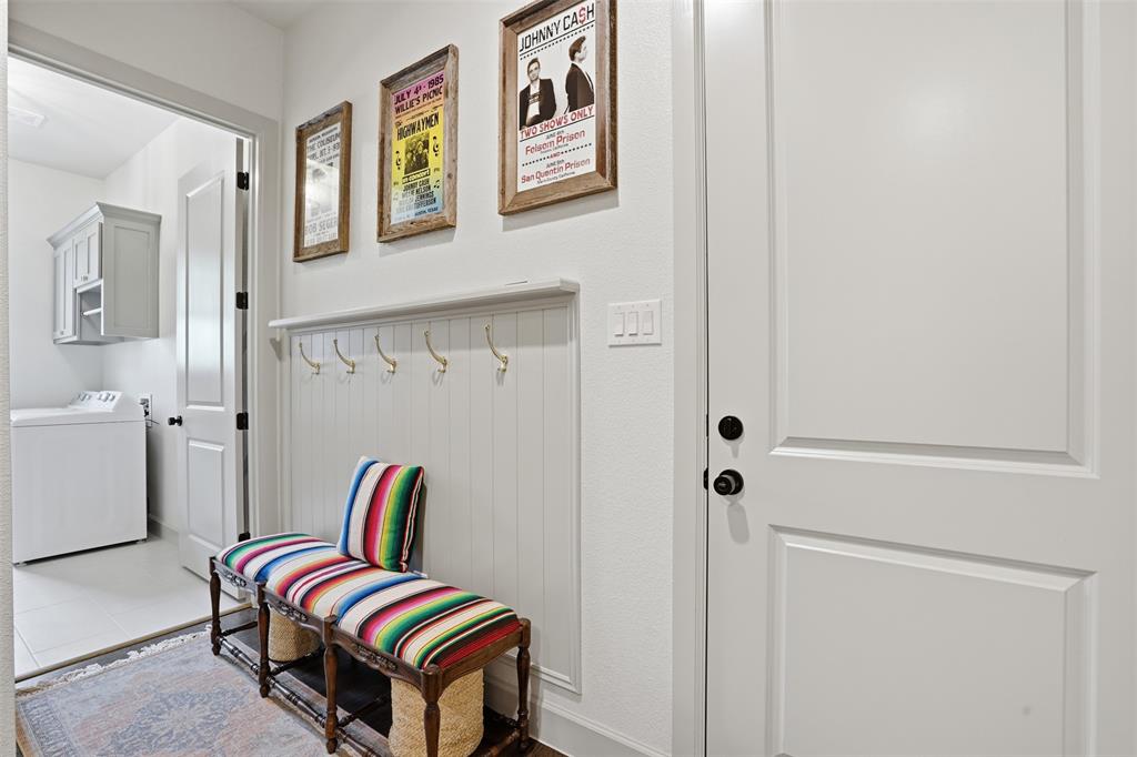 220 Greene Road Weatherford, TX 76087 - Photo 35 of 39 Mudroom has direct access to laundry