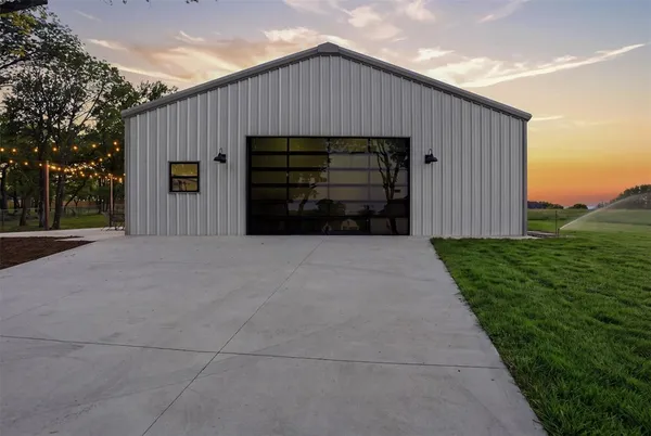 $885,000 | 220 Greene Road, Weatherford, TX 76087