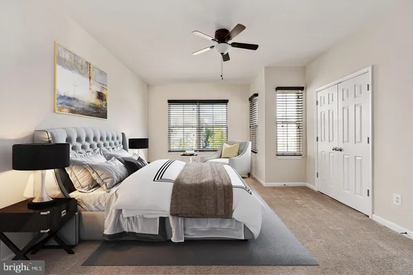 $425,000 | 2881 Chinkapin Oak Lane, Unit 236, Woodbridge, VA 22191