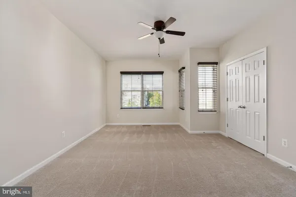 $425,000 | 2881 Chinkapin Oak Lane, Unit 236, Woodbridge, VA 22191
