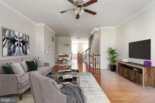 $425,000 | 2881 Chinkapin Oak Lane, Unit 236, Woodbridge, VA 22191