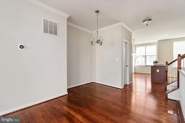 $425,000 | 2881 Chinkapin Oak Lane, Unit 236, Woodbridge, VA 22191