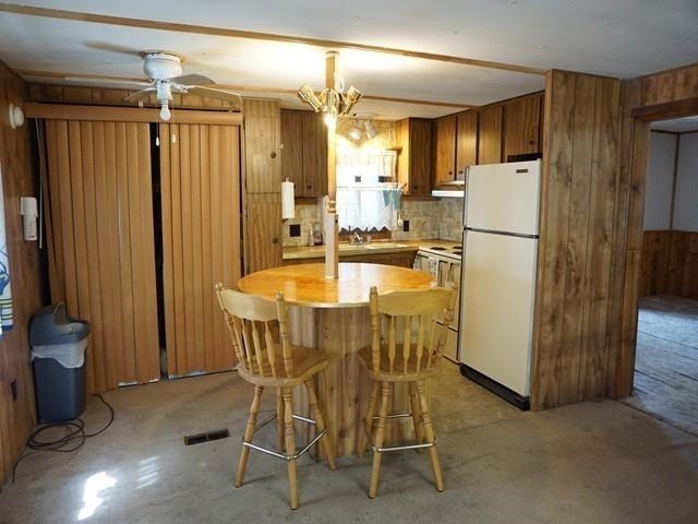 4598 Terrace Road Loon Lake, WA 99148 - Photo 5 of 17 Gallery Image 5