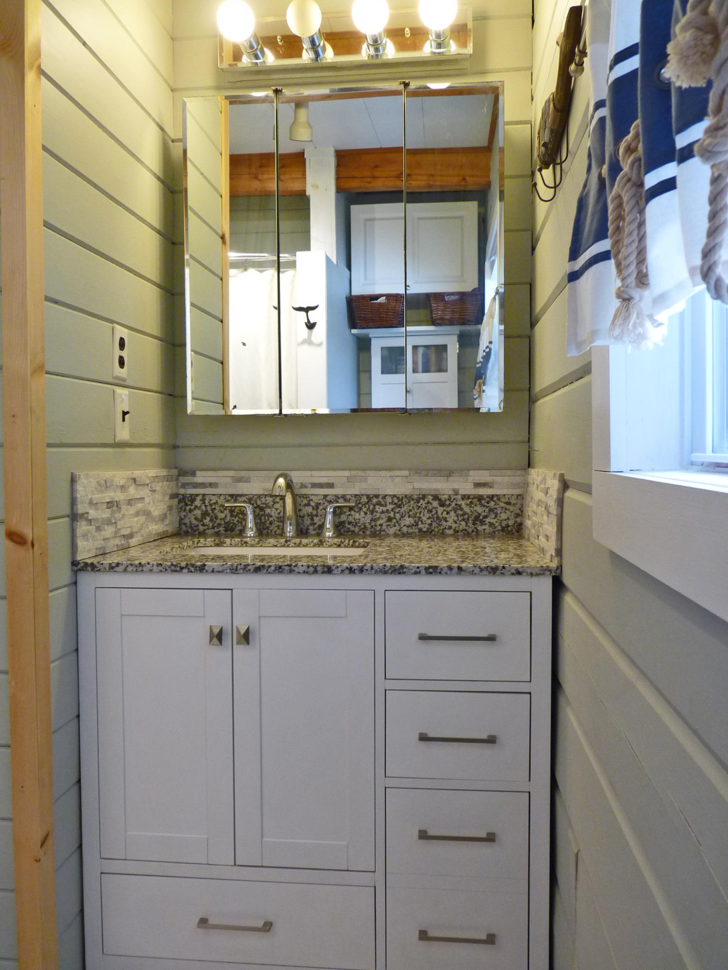448 Newbury Neck Road Surry, ME 04684 - Photo 30 of 63 3nn