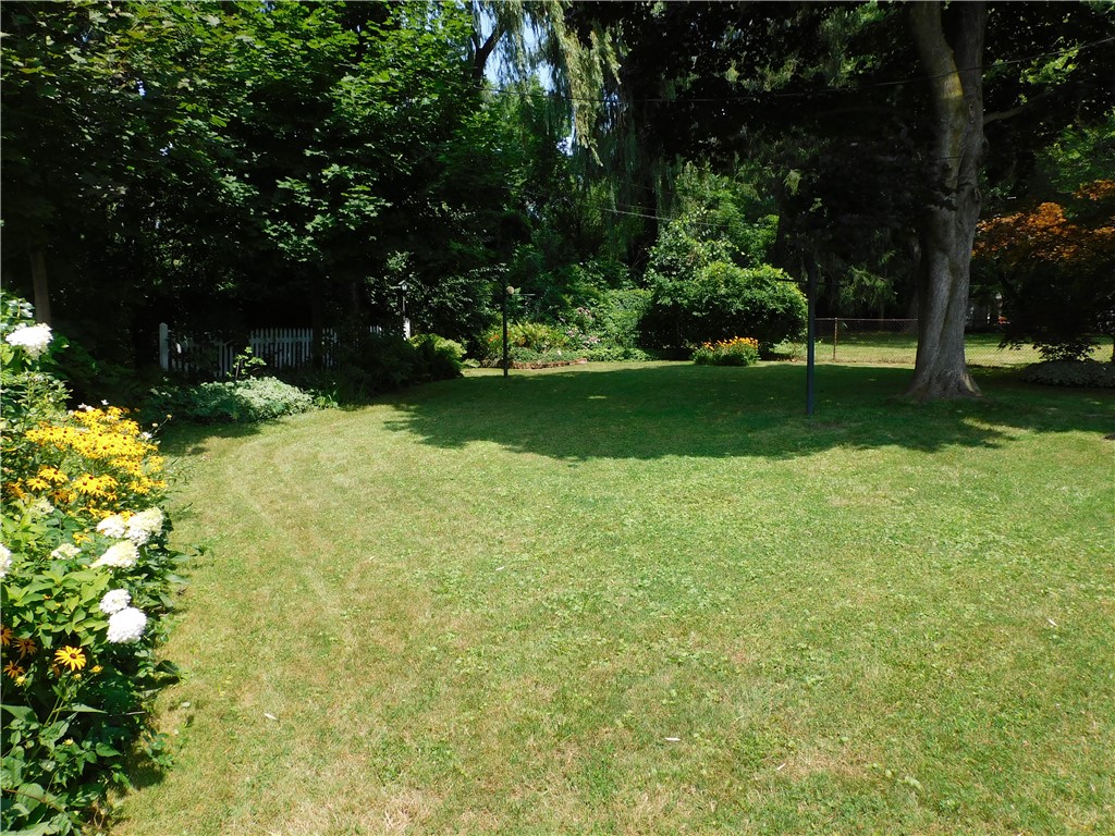 30 Deville Drive Greece, NY 14612 - Photo 16 of 46