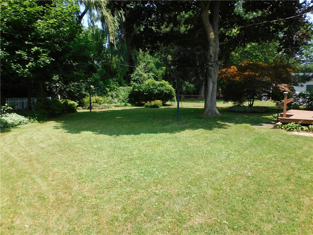 30 Deville Drive Greece, NY 14612 - Photo 17 of 46