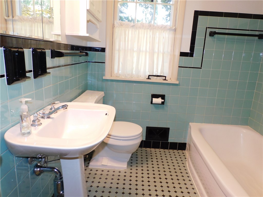 30 Deville Drive Greece, NY 14612 - Photo 26 of 46