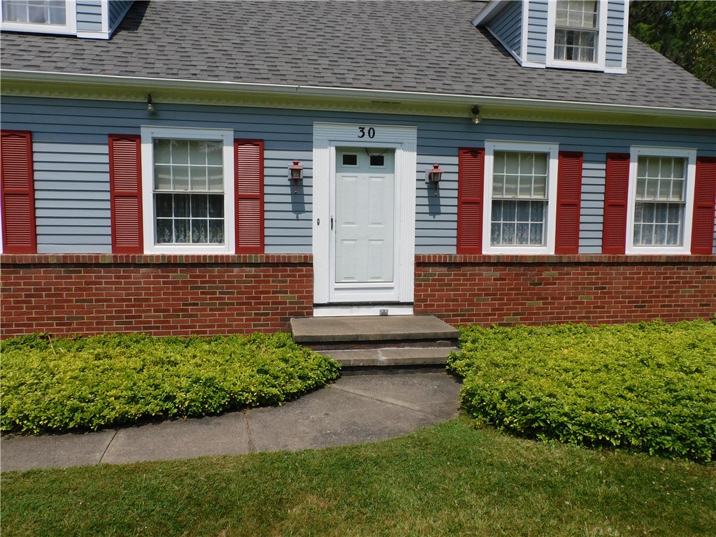 30 Deville Drive Greece, NY 14612 - Photo 3 of 46