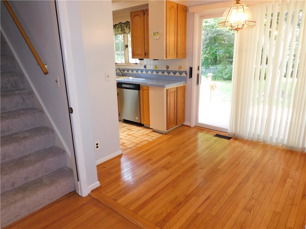 30 Deville Drive Greece, NY 14612 - Photo 32 of 46