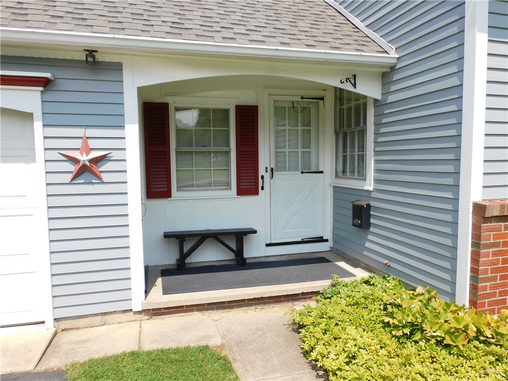 30 Deville Drive Greece, NY 14612 - Photo 4 of 46