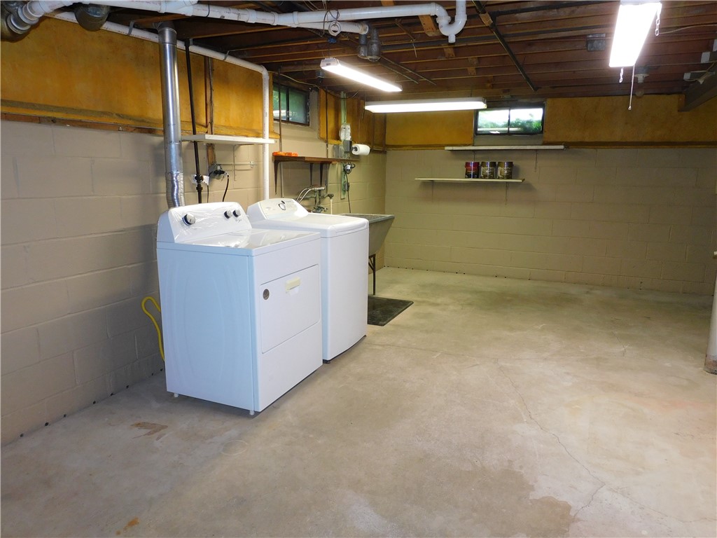 30 Deville Drive Greece, NY 14612 - Photo 43 of 46