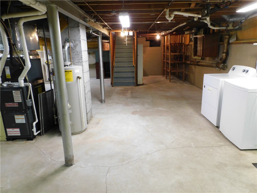 30 Deville Drive Greece, NY 14612 - Photo 45 of 46