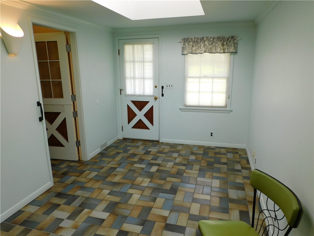 30 Deville Drive Greece, NY 14612 - Photo 6 of 46