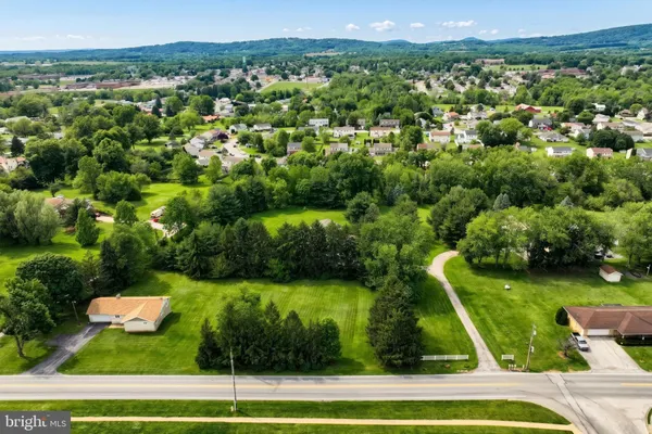 $80,000 | 2069 Palomino Road, Dover, PA 17315