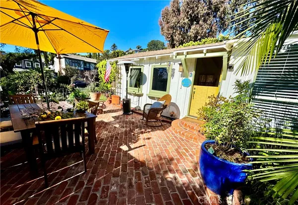 $3,595 | 455 Myrtle Street, Laguna Beach, CA 92651