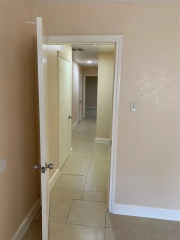 $2,000 | 5736 West Airport Boulevard, Houston, TX 77035