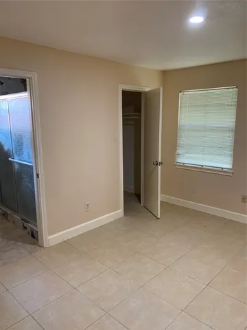 $2,000 | 5736 West Airport Boulevard, Houston, TX 77035