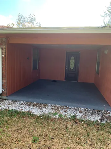 $2,000 | 5736 West Airport Boulevard, Houston, TX 77035