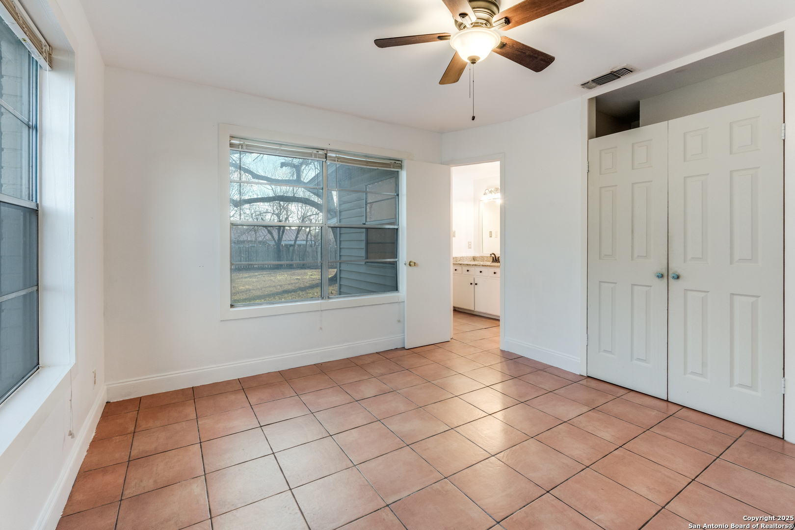 1005 East Blanco Road Boerne, TX 78006 - Photo 16 of 38