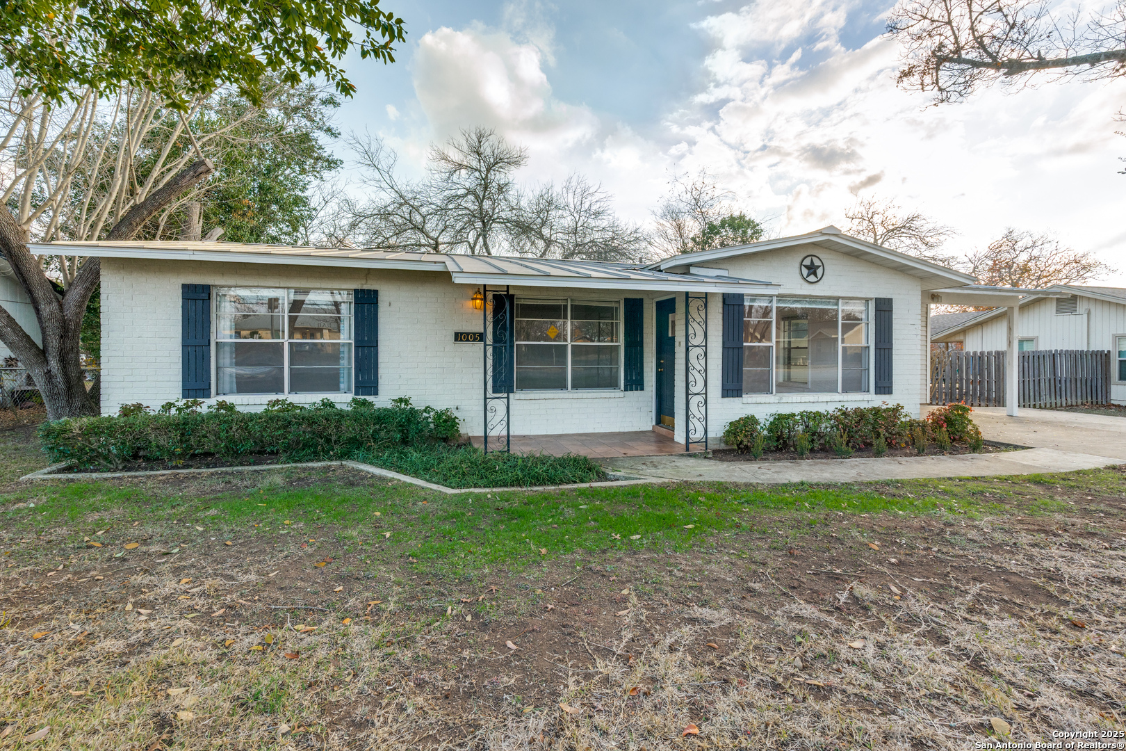 1005 East Blanco Road Boerne, TX 78006 - Photo 4 of 38