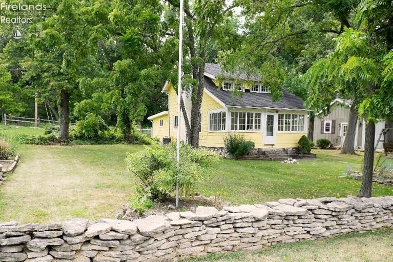705 Northwest Catawba Road Port Clinton, OH 43452 - Photo 1 of 10 Gallery Image 1