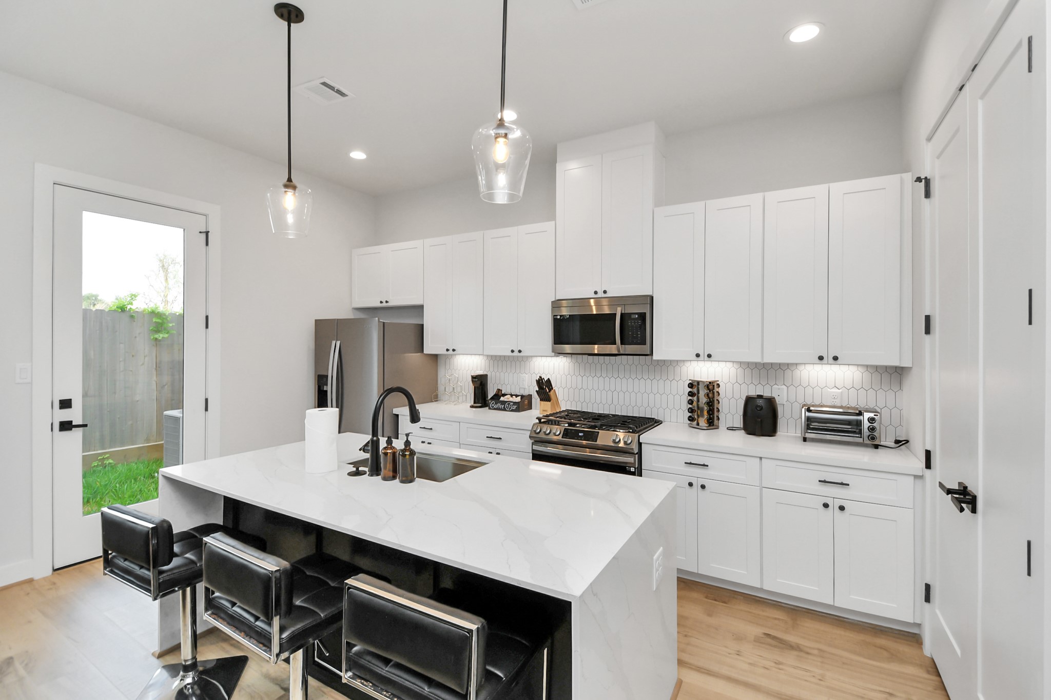 6115 De Campo Street Sealy, TX 77474 - Photo 5 of 50