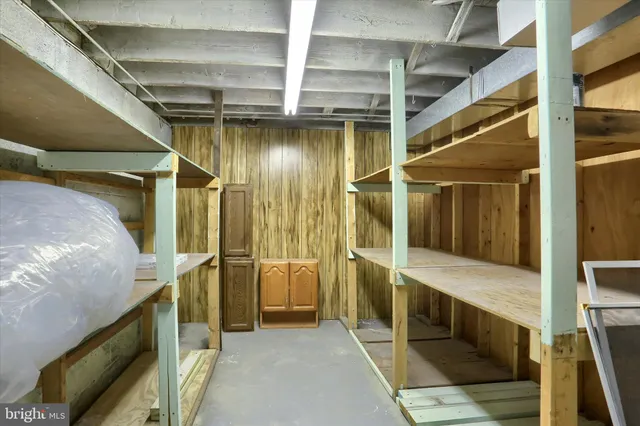 a view of an entryway of the house