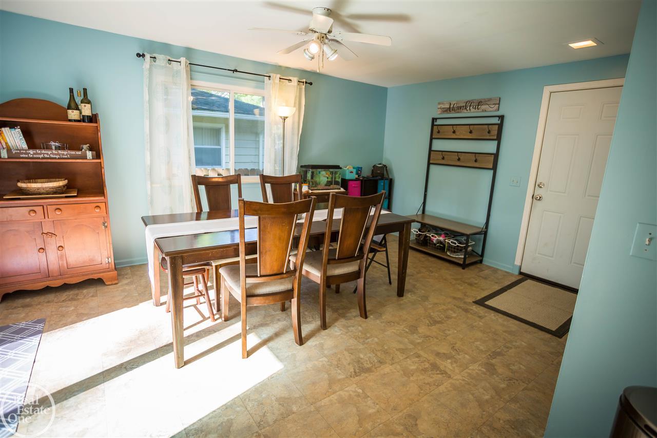 3276 Riverside Drive Port Huron, MI 48060 - Photo 20 of 60