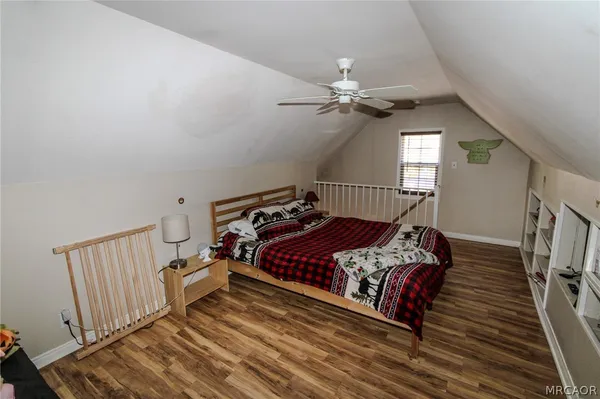$1,800 | 1100 West Sherwood Boulevard, Big Bear City, CA 92314