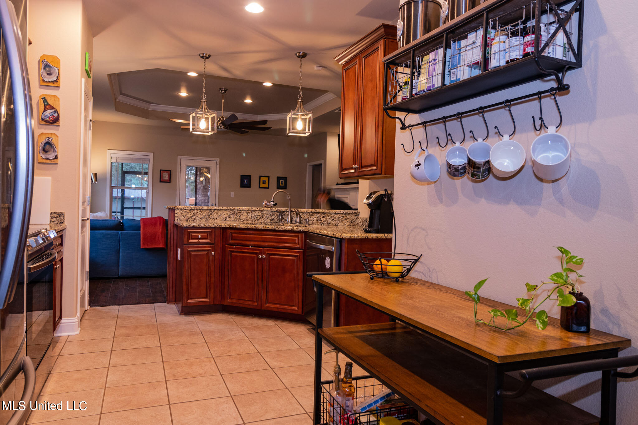 14451 North Swan Road Gulfport, MS 39503 - Photo 6 of 32 IMG_9656