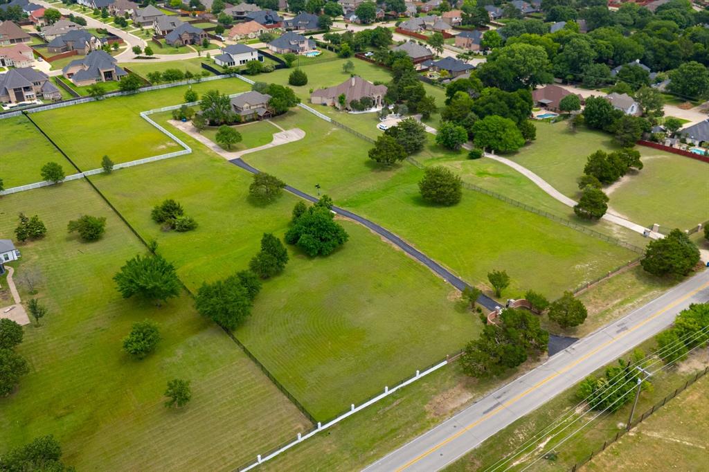 915 West Pleasant Run Road DeSoto, TX 75115 - Photo 40 of 40