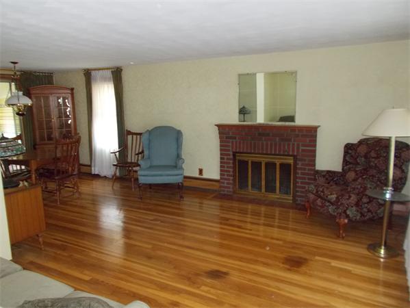 10 Quinn Road Lynn, MA 01904 - Photo 10 of 25 Gallery Image 10