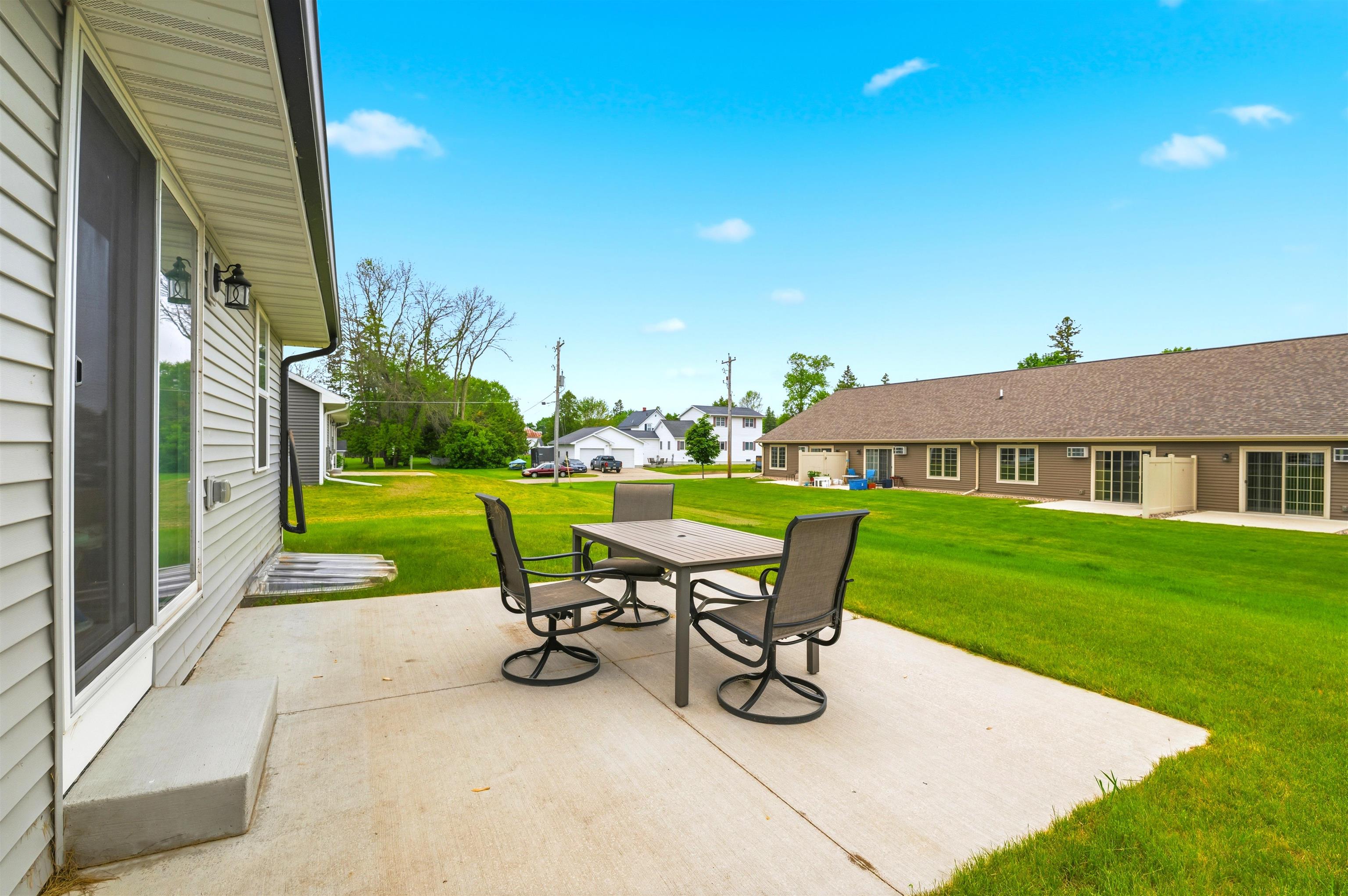 511 Adams Street Oconto, WI 54153 - Photo 32 of 42