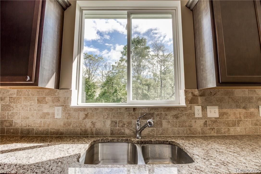 3723 Dearborn Avenue Rochester, MI 48309 - Photo 27 of 33 Interiors-21.jpg