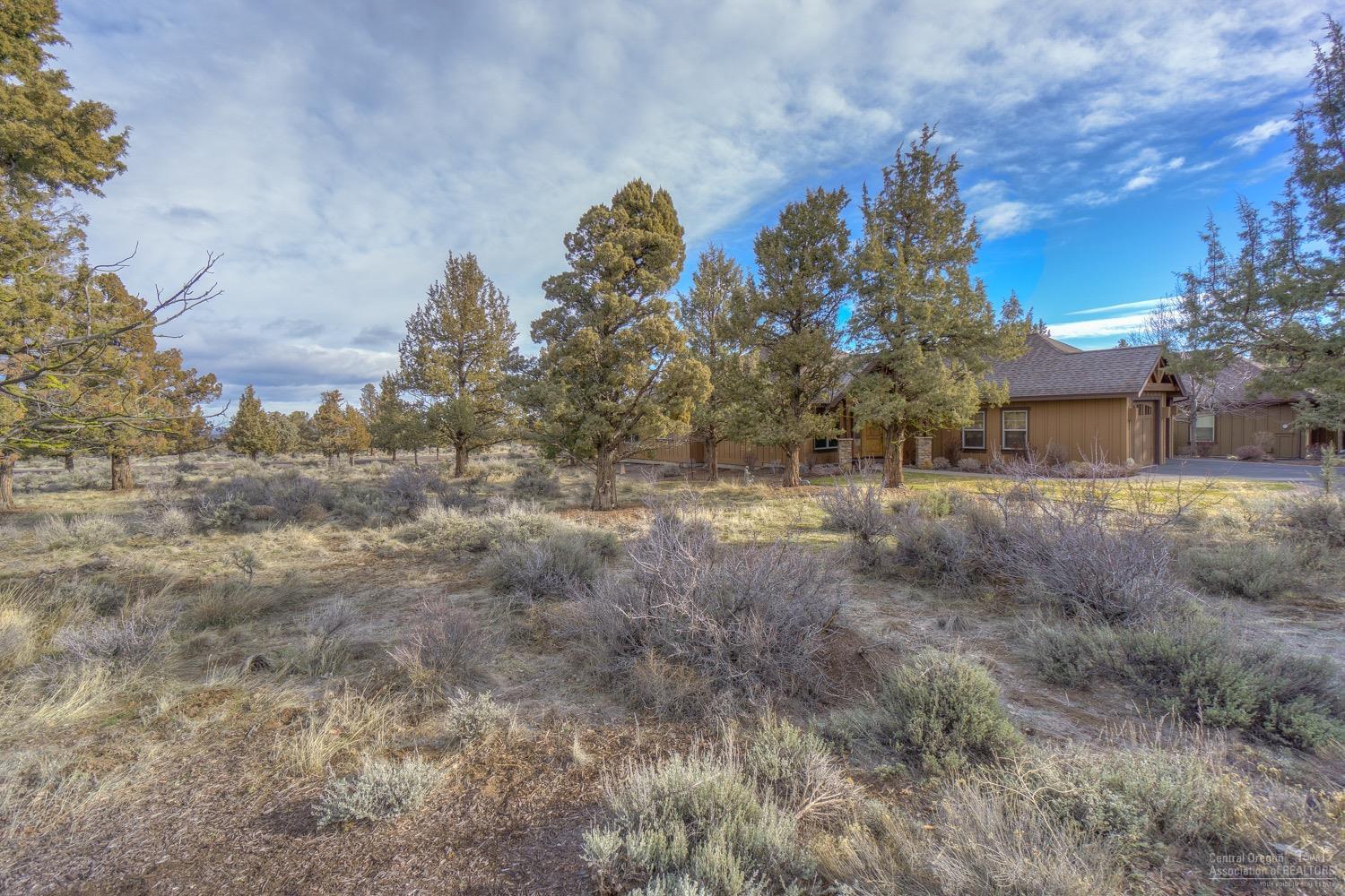 200 Vista Rim Drive Redmond, OR 97756 - Photo 8 of 25 Gallery Image 8