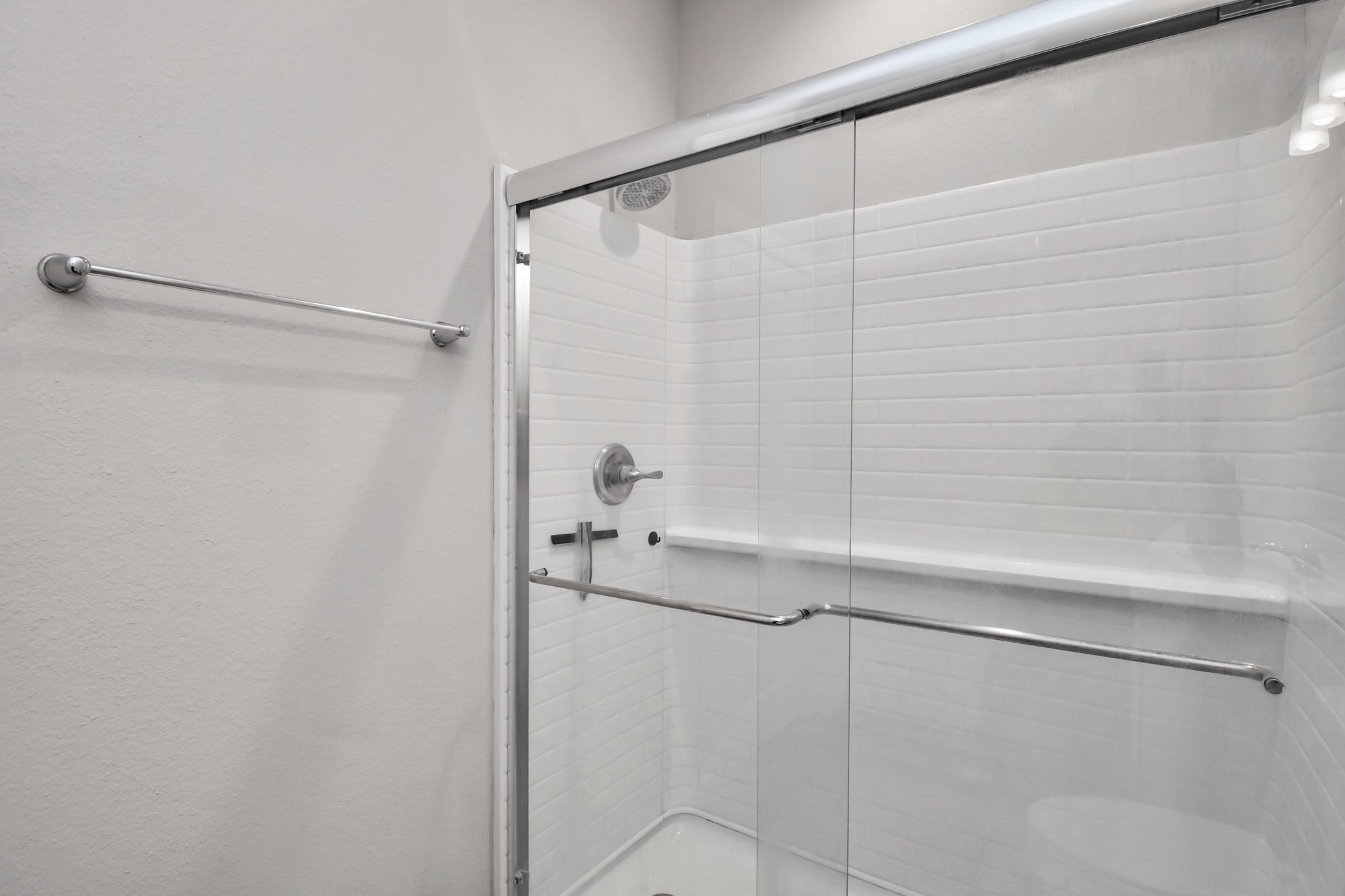 23823 Cumberland Ridge Drive, Unit 621 Hockley, TX 77447 - Photo 12 of 29 a bathroom with a shower