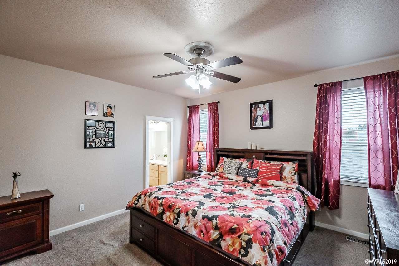 878 Helmick Road Monmouth, OR 97361 - Photo 13 of 42 Gallery Image 13
