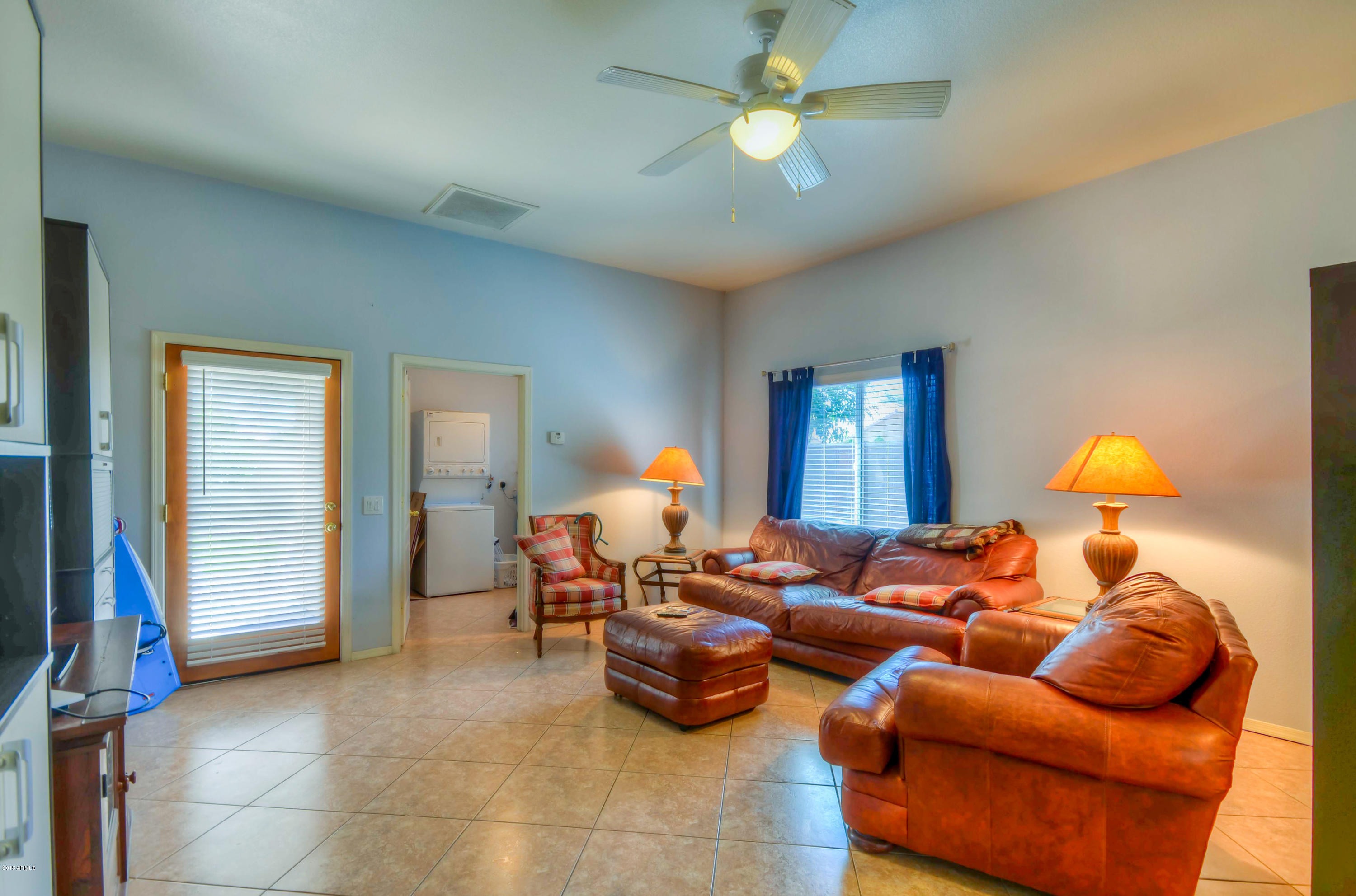 2243 East Victor Road Gilbert, AZ 85296 - Photo 12 of 34 Guest House (6)
