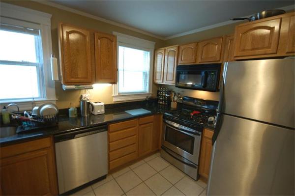 93 Mt Ida Boston Ma, Unit 1 Boston, MA 02122 - Photo 5 of 13 Gallery Image 5