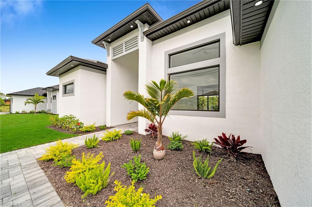 332 Northeast 4th St  