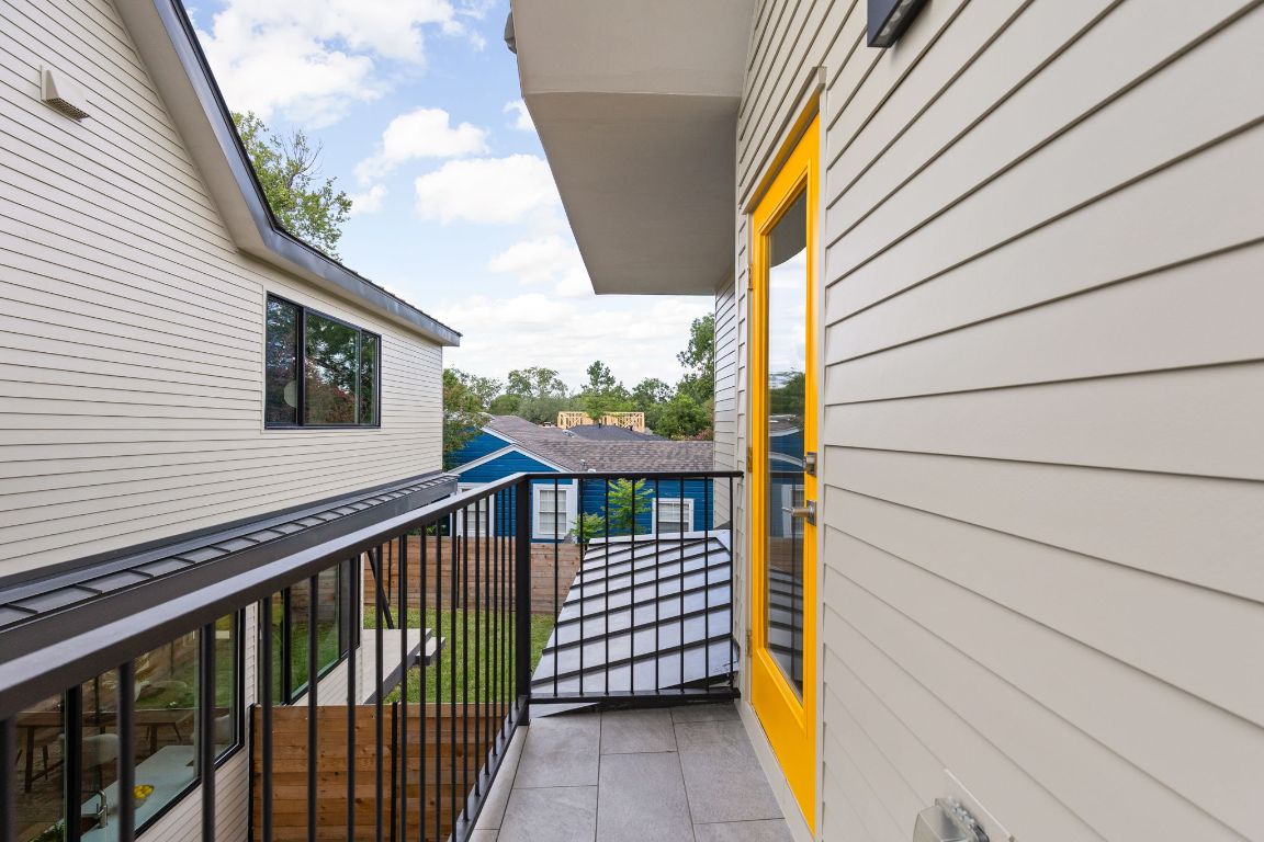 2903 Breeze Terrace, Unit 2 Austin, TX 78722 - Photo 25 of 36 View of balcony