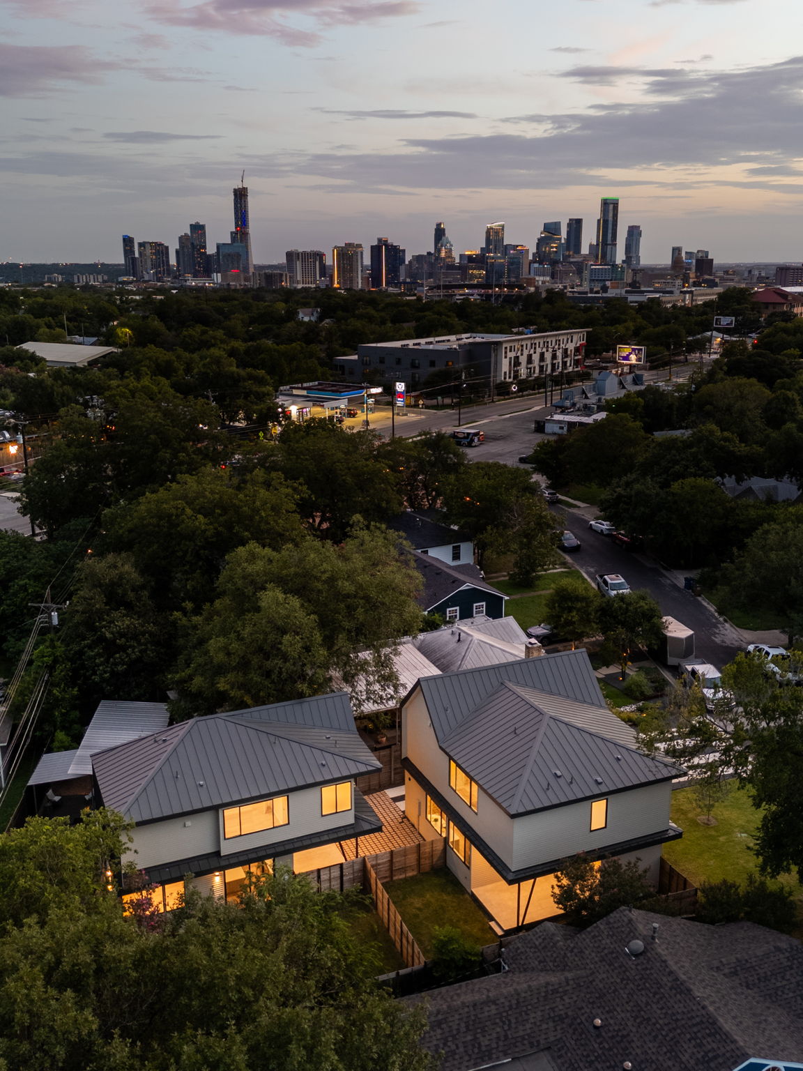2903 Breeze Terrace, Unit 2 Austin, TX 78722 - Photo 35 of 36 Aerial view of skyline
