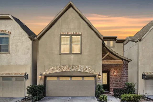 $3,100 | 5749 Larkin Street, Houston, TX 77007